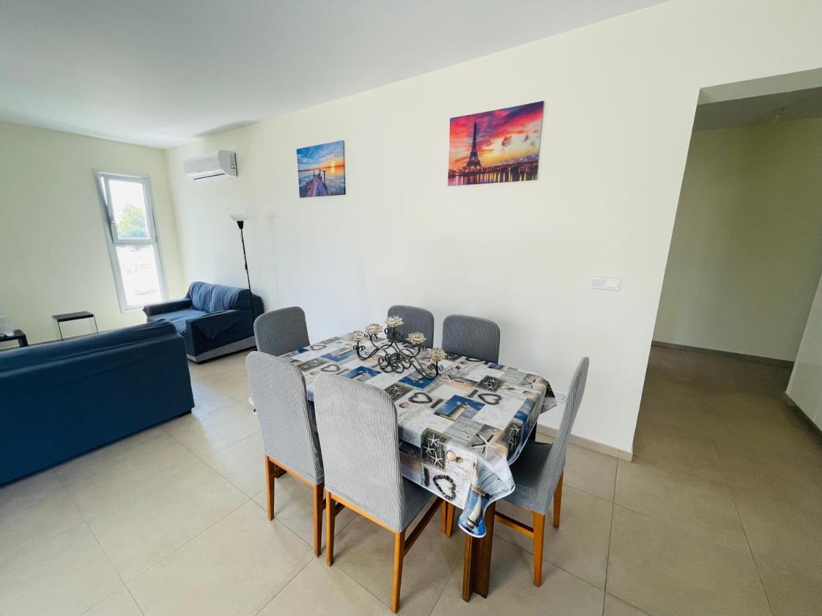 City Center Cozy Apt 파포스 외부 사진